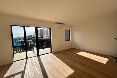 Photo of property in 16/27 Glenorchy Street, Glen Eden, Auckland, 0602