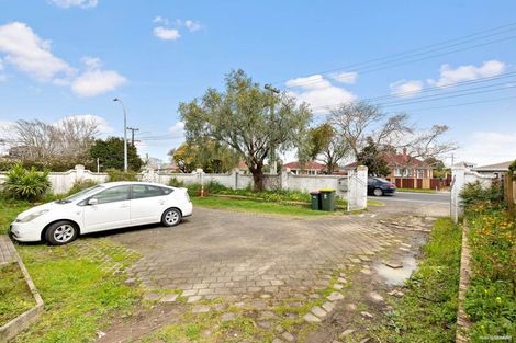 Photo of property in 4 Huia Road, Papatoetoe, Auckland, 2025