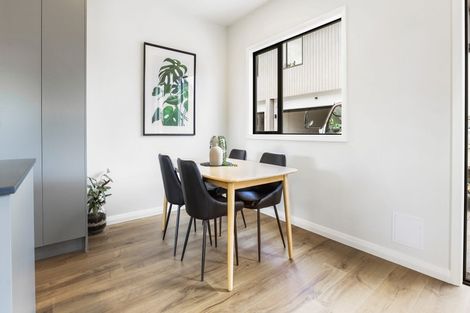 Photo of property in 3/64 Banbury Crescent, Fairfield, Hamilton, 3214