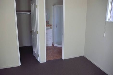 Photo of property in 223 Triangle Road, Massey, Auckland, 0614