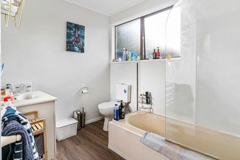 Photo of property in 45 Anich Road, Massey, Auckland, 0614