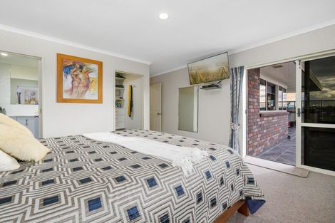 Photo of property in 61 Carlton Street, Bellevue, Tauranga, 3110