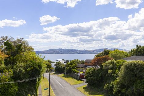 Photo of property in 1 Norfolk Road, Waipahihi, Taupo, 3330