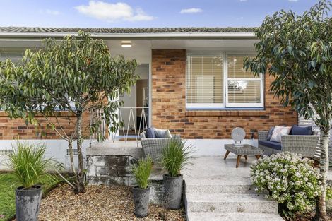 Photo of property in 2/57 Church Road, Mangere Bridge, Auckland, 2022