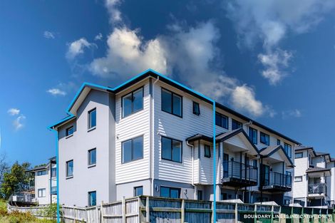 Photo of property in 1 Peony Mews, Oteha, Auckland, 0632