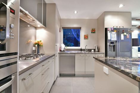 Photo of property in 83 William Bayes Place, Red Beach, 0932