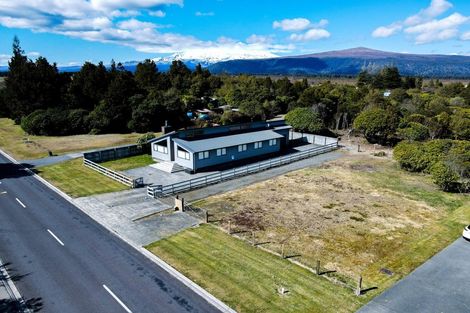 Photo of property in 17 Findlay Street, National Park, Owhango, 3989