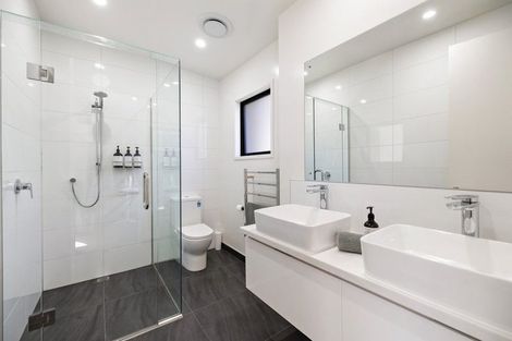 Photo of property in 10 Livingstone Lane, Frankton, 9300