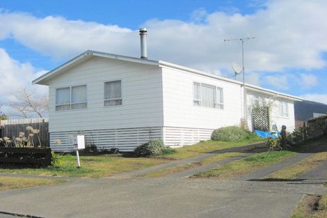 Photo of property in 6 Tamakui Grove, Turangi, 3334