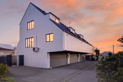 Photo of property in 3/477 Madras Street, St Albans, Christchurch, 8014