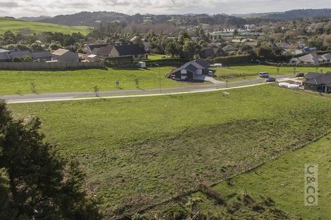 Photo of property in 114 Solan Drive, Waimauku, 0812