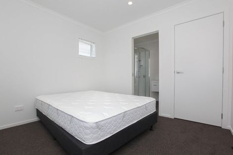 Photo of property in 2/7 Burrows Place, Frankton, Hamilton, 3204