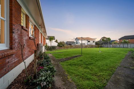 Photo of property in 4/2 Argyle Terrace, Milford, Auckland, 0620