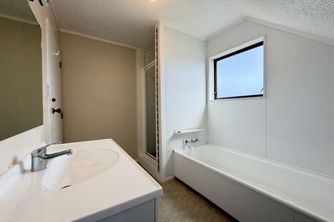 Photo of property in 5a Orange Grove, Churton Park, Wellington, 6037