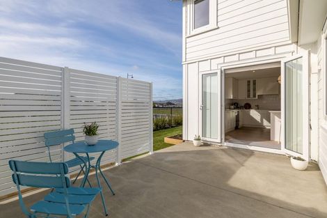 Photo of property in 17 El Patron Lane, Halswell, Christchurch, 8025