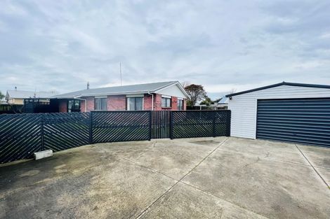 Photo of property in 2/25 Inwoods Road, Parklands, Christchurch, 8083