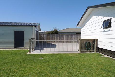 Photo of property in 7 Parfitt Place, Ngatea, 3503