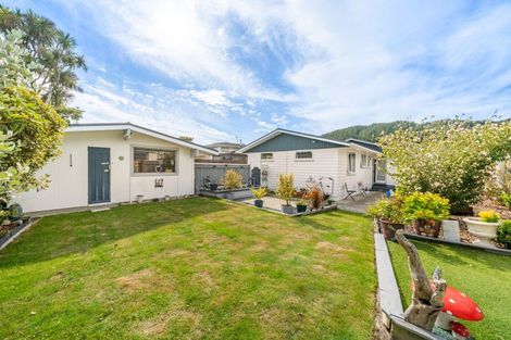 Photo of property in 5 Mcleod Street, Elderslea, Upper Hutt, 5018
