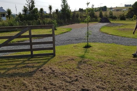 Photo of property in 757 Settlement Road, Hakaru, Wellsford, 0975