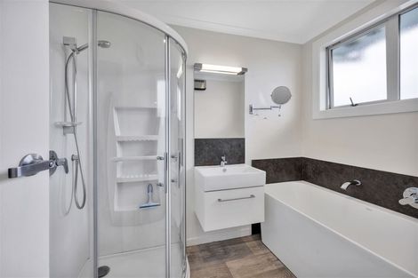 Photo of property in 36 Simons Street, Moturoa, New Plymouth, 4310