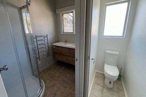 Photo of property in 373 East Coast Road, Mairangi Bay, Auckland, 0630