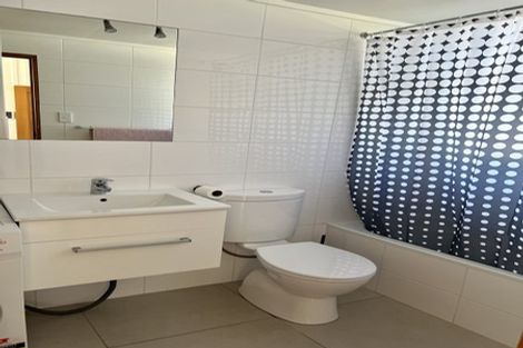 Photo of property in Beresford Apartments, 12/118 Russell Terrace, Berhampore, Wellington, 6023