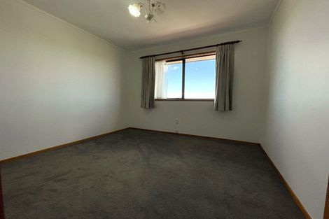 Photo of property in 86 Dalwhinnie Parade, Highland Park, Auckland, 2010