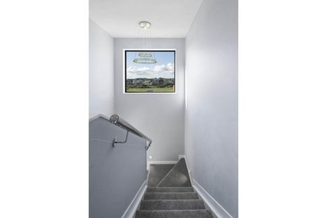 Photo of property in 48 Taipahitini Road, Rosehill, 2113