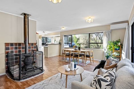 Photo of property in 10a Stillwater Crescent, Stillwater, Silverdale, 0993