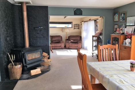 Photo of property in 28 Johnson Street, Milton, 9220