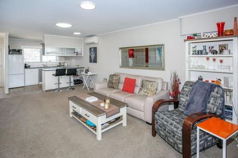 Photo of property in 12a Cooper Street, Pukekohe, 2120