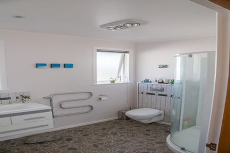 Photo of property in 36 Witham Street, Island Bay, Wellington, 6023