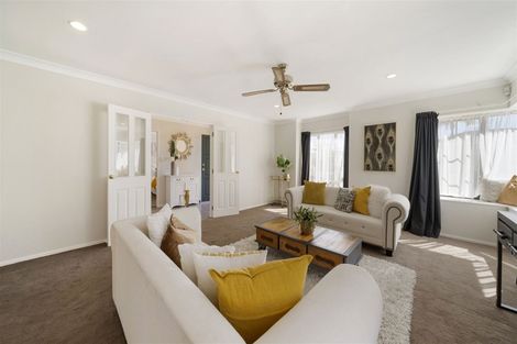 Photo of property in 40 Longford Park Drive, Takanini, 2112