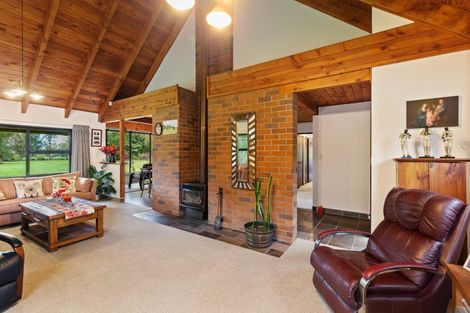 Photo of property in 275 Kimberley Road, Levin, 5571