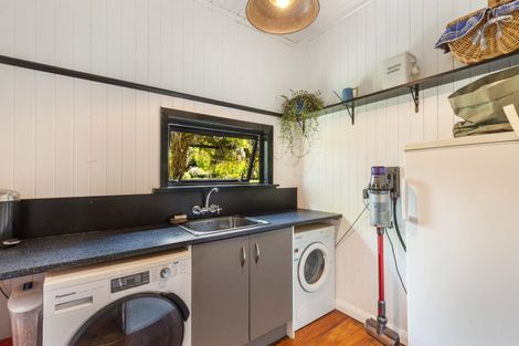 Photo of property in 82 Tikorangi Road, Tikorangi, Waitara, 4383