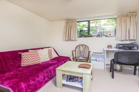 Photo of property in 1/1369 Dominion Extension, Mount Roskill, Auckland, 1041