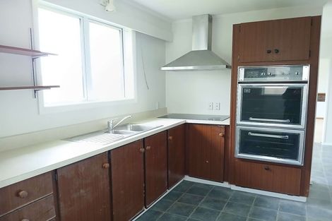 Photo of property in 56 Tarawera Road, Johnsonville, Wellington, 6037