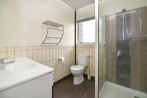 Photo of property in 4a St James Avenue, Helensville, 0800