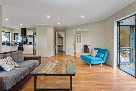 Photo of property in 43 Orlando Crescent, Waimairi Beach, Christchurch, 8083