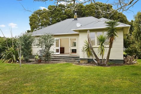 Photo of property in 1145 Kahikatea Flat Road, Waitoki, Kaukapakapa, 0871