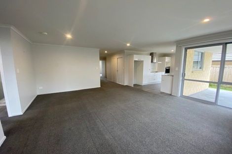 Photo of property in 11 Richardson Road, Omokoroa, 3114