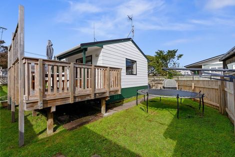 Photo of property in 6a Parakai Street, Paraparaumu, 5032
