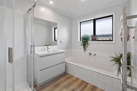 Photo of property in 32 Geoff Geering Drive, Netherby, Ashburton, 7700
