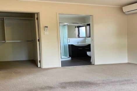 Photo of property in 2c Braemar Road, Castor Bay, Auckland, 0620