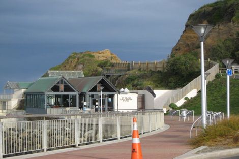 Photo of property in 2a Second Beach Road, Saint Clair, Dunedin, 9012