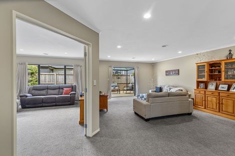 Photo of property in 7a Shrule Place, Huntington, Hamilton, 3210