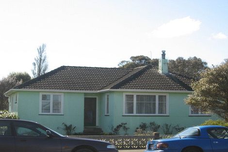 Photo of property in 13 Station Road, Marton, 4710