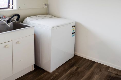 Photo of property in 1158 Heaphy Terrace, Fairfield, Hamilton, 3214