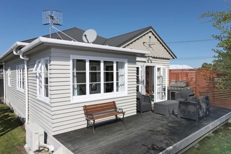 Photo of property in 34 Cuba Street, Marton, 4710