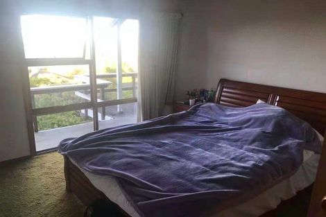 Photo of property in 118 Pupuke Road, Hillcrest, Auckland, 0627